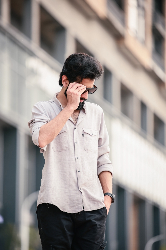 时尚休闲随性风欧美帅哥图片