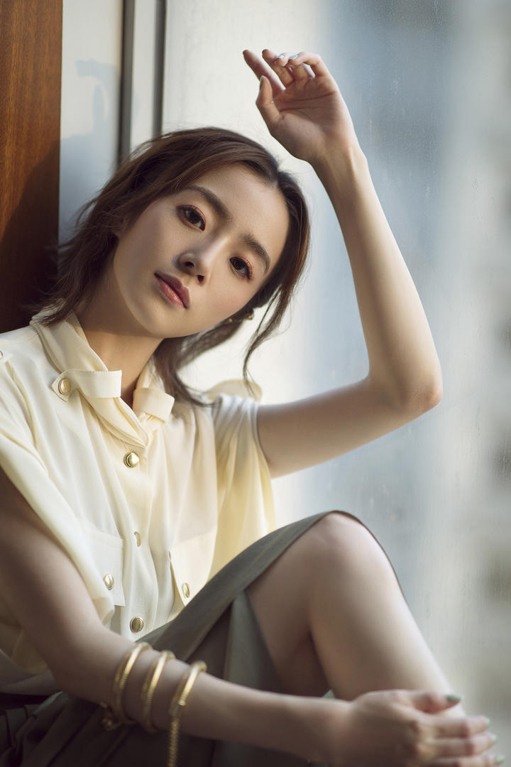 高清中国美女明星胡冰卿特写图片