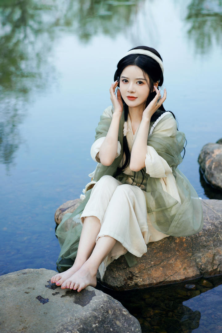 唯美高清古装汉服小美女艺术摄影写真图片