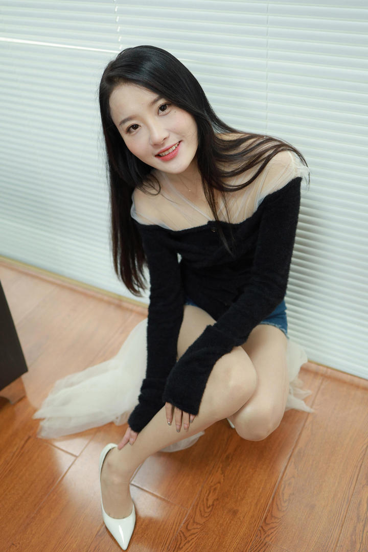 国内极品韵味美女老师116美女私拍写真图片