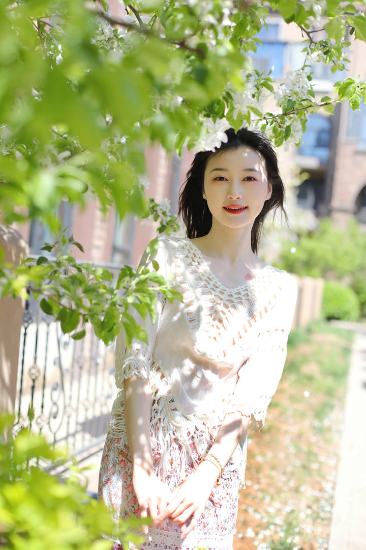 国产mm131户外清纯漂亮美女壁纸图片