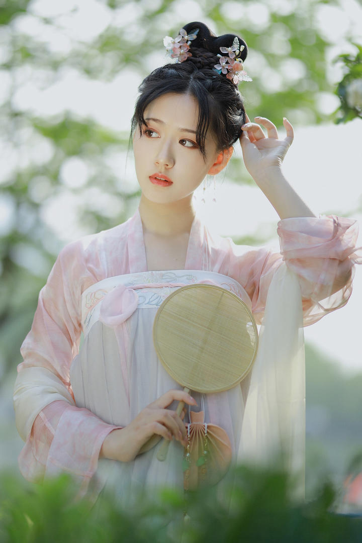 国潮古风小清新古装美女艺术照图片大全