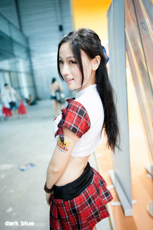 CJ萌妹纸给你带来甜美微笑