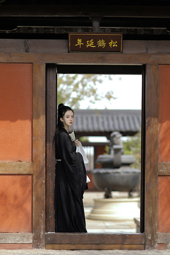 女扮男装古装美女艺术写真图片