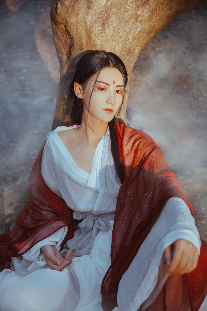 超清唯美古典美女写真图片
