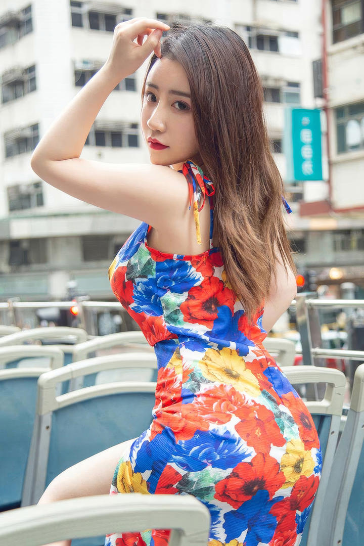 秀人网翘臀旗袍美女模特绯月樱国模艺术写真图片