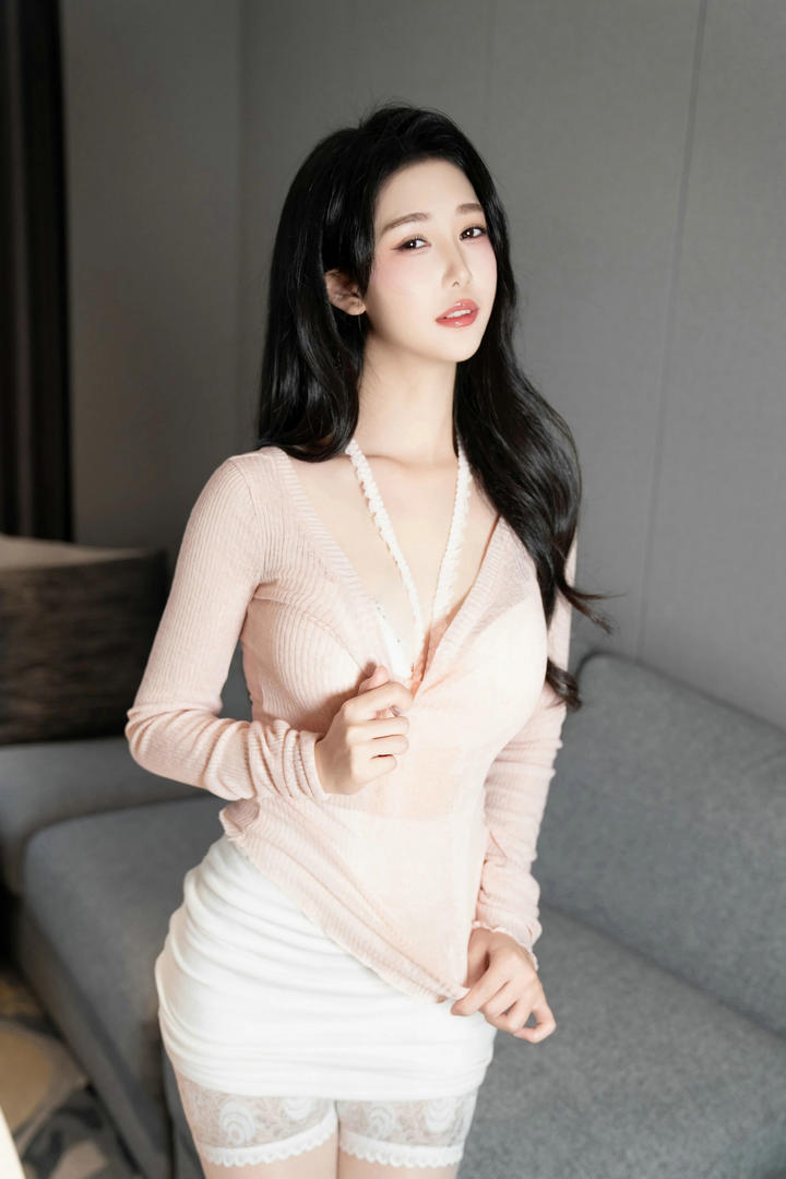 高颜值性感女神利世国产精品美女自拍图片