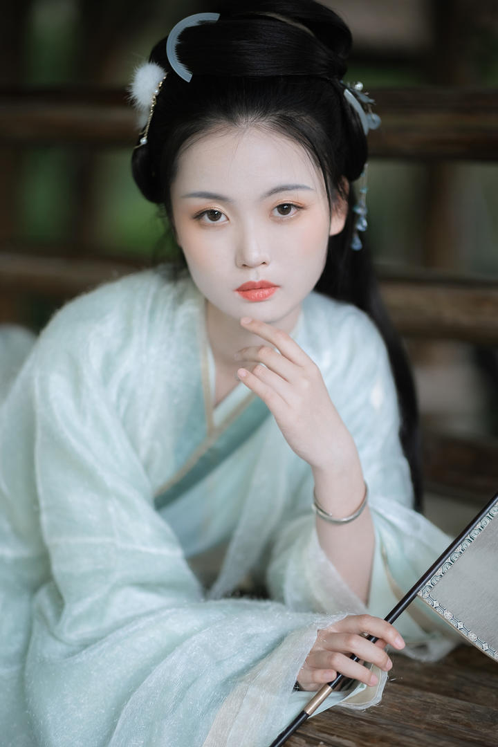 绝世容颜的汉服女神唯美意境古风女生图片大全