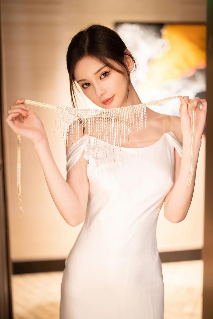 充满女人味的窈窕淑女小夕气质美女写真套图