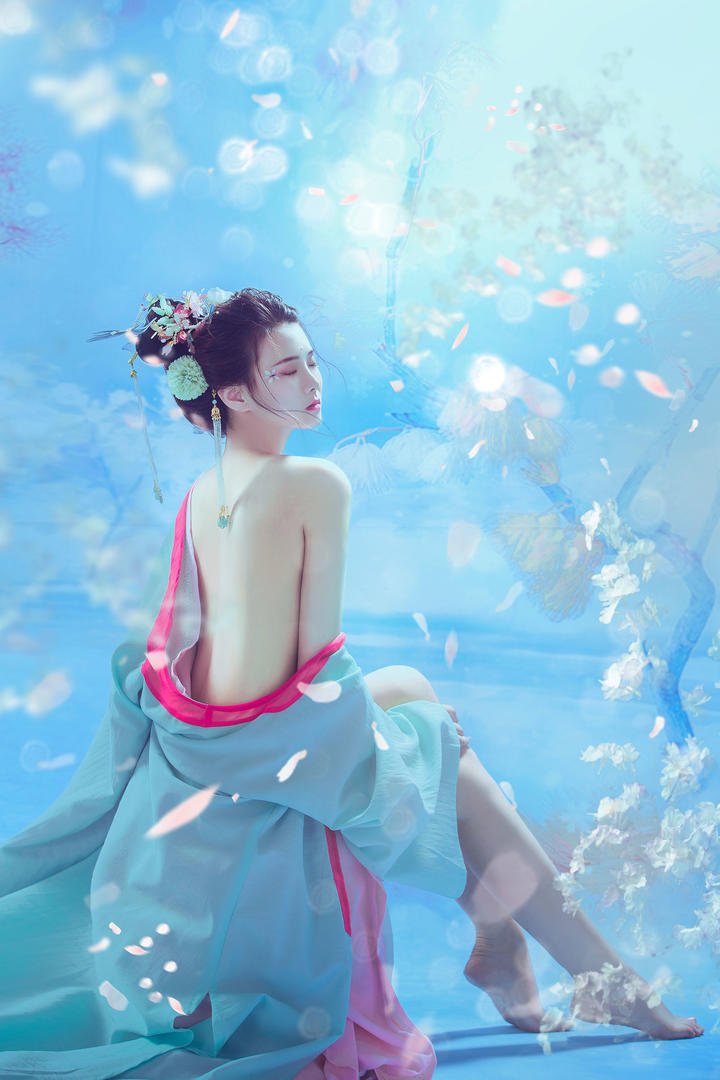 唯美古风图片女生背影伤感艺术写真图片