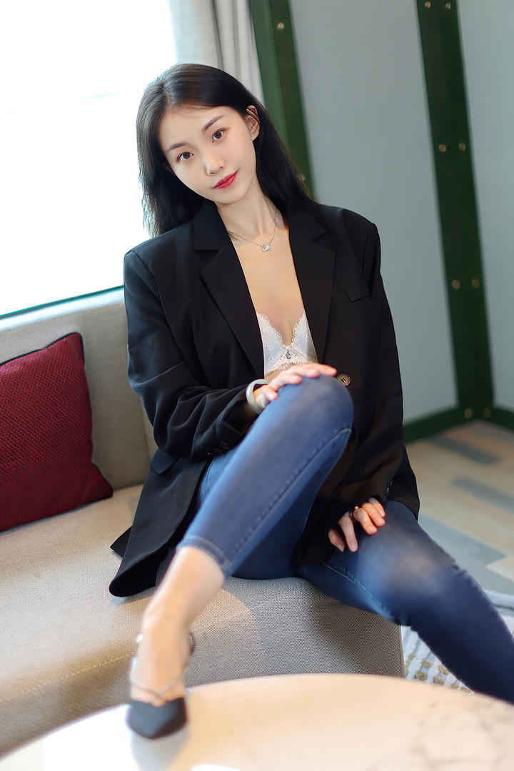 亚洲精品116极品美女写真集下载