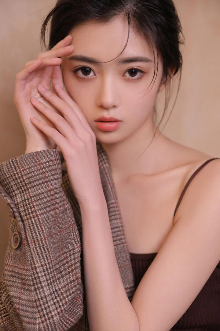 中国清纯美女写真壁纸图片