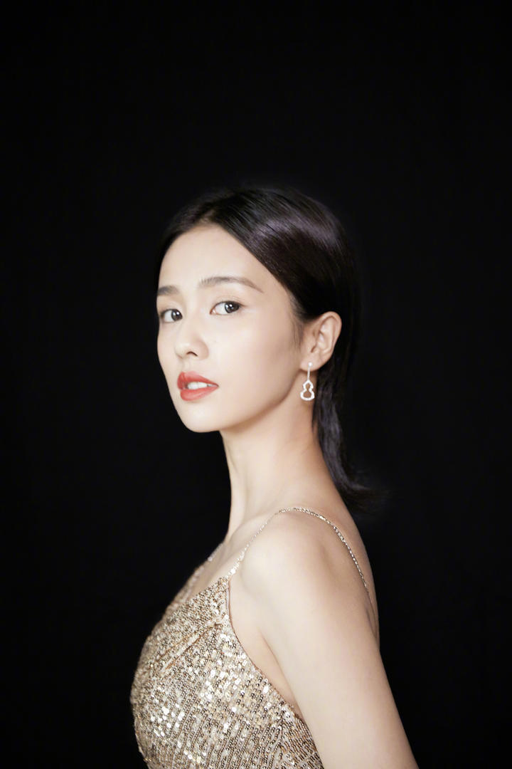 中国漂亮时尚美女明星白鹿个人写真图集