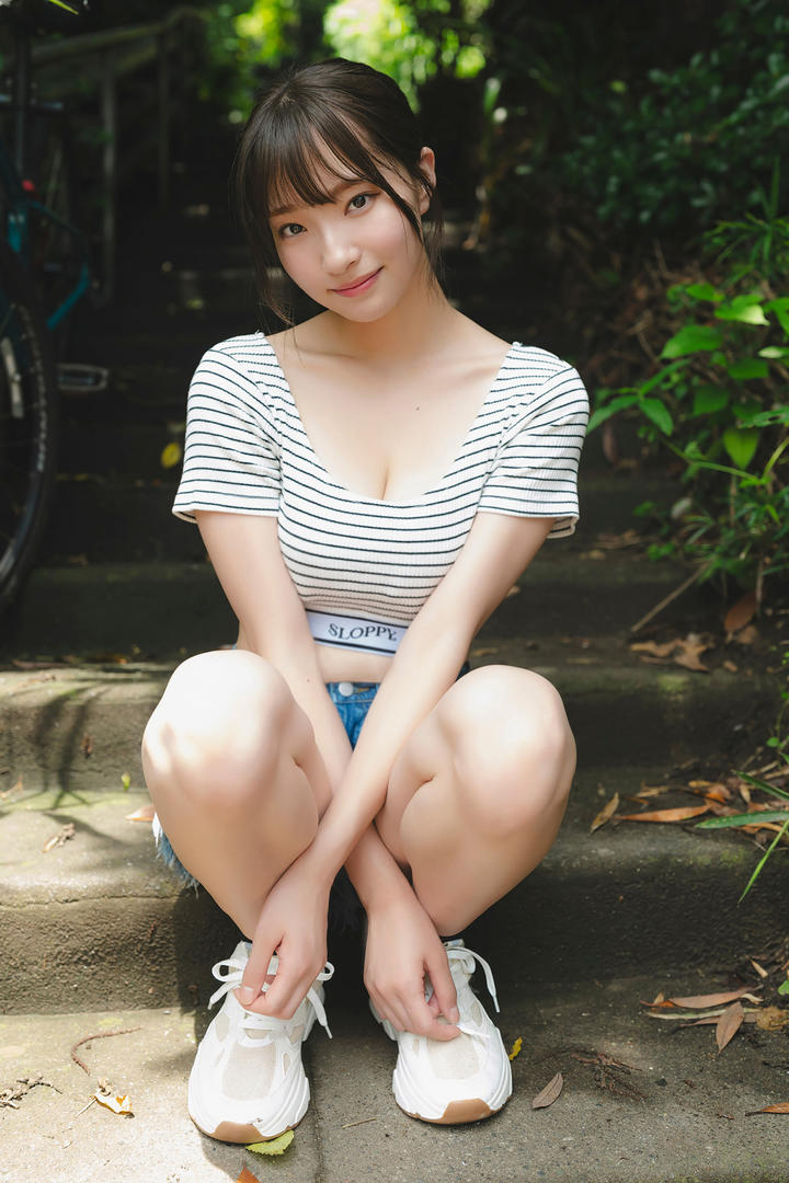 爬山的日本超漂亮美女日常生活照片