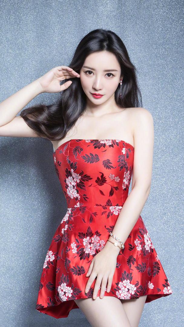超清中国性感女星柳岩写真图片