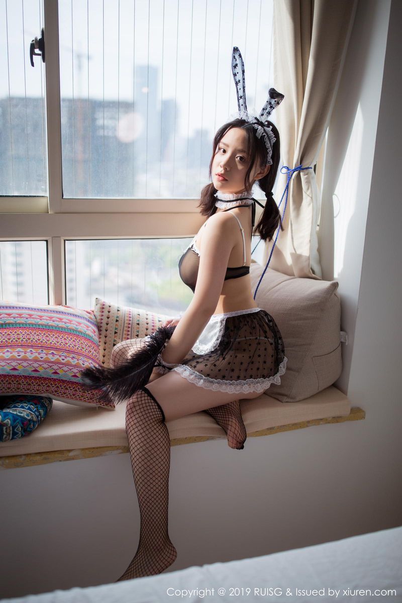 RUISG瑞丝馆新人模特木木夕Mmx警花兔女郎制服首套写真