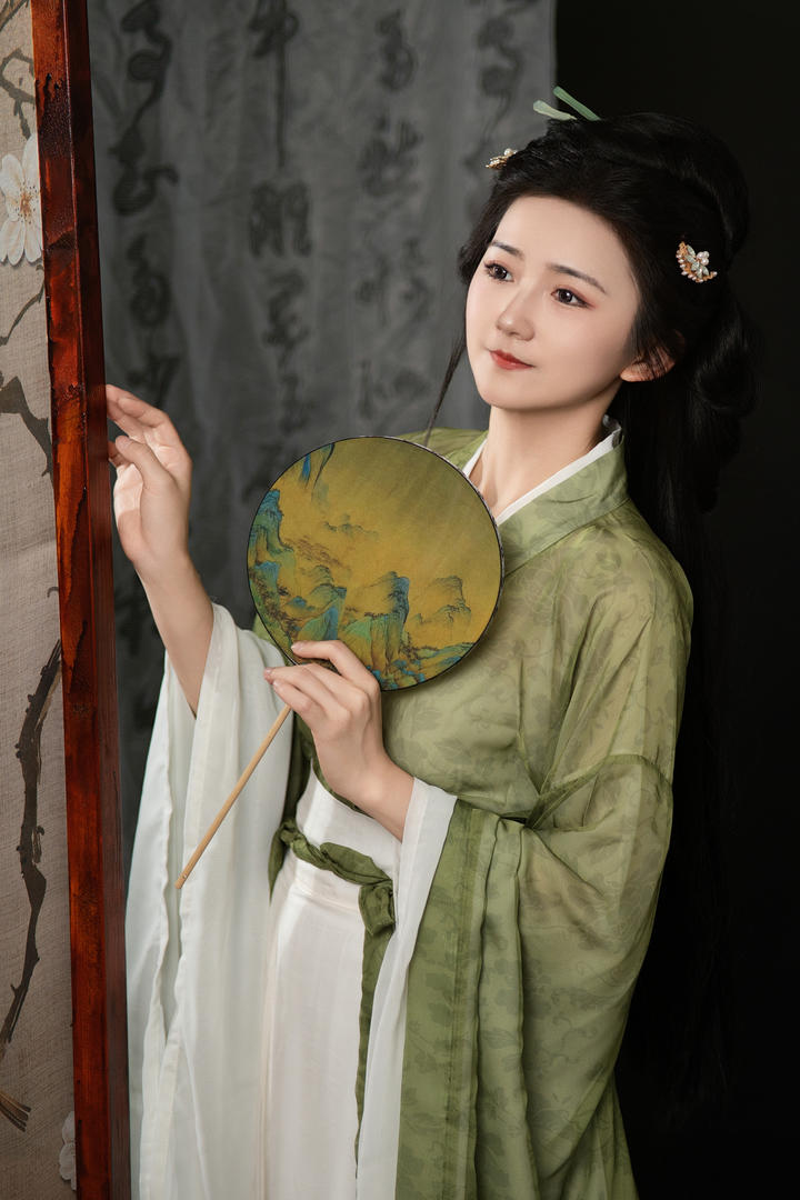 唯美古典汉服美女国潮艺术照图片