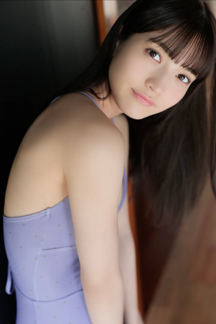 久久日产一线二线三线美女