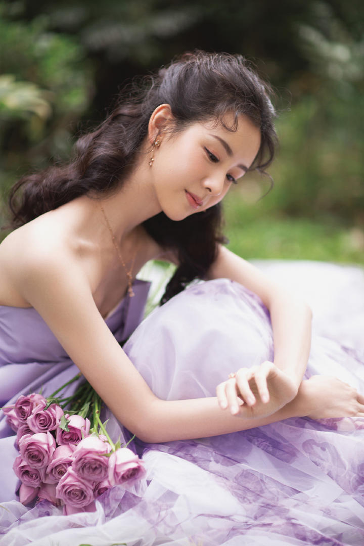 中国美女明星陈都灵气质美女写真图片