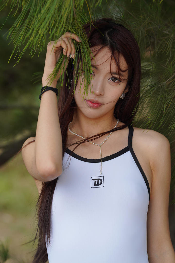 中国极品泳装美女模特性感写真图片大全