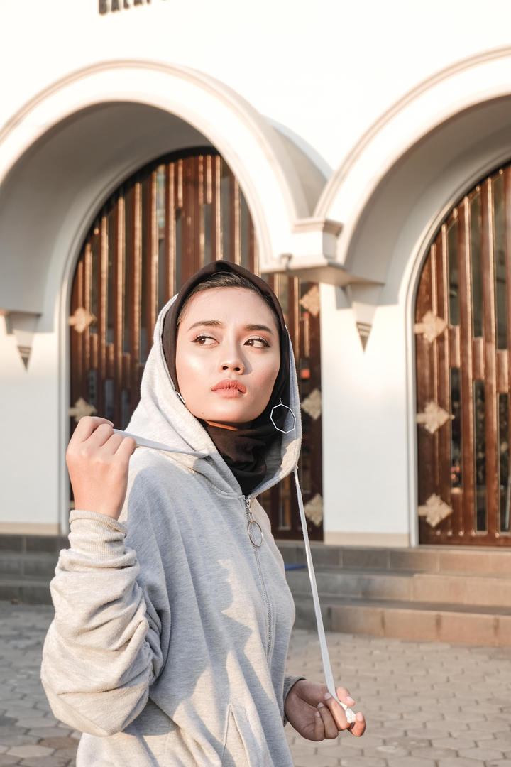 街拍欧美美女人像艺术写真图片