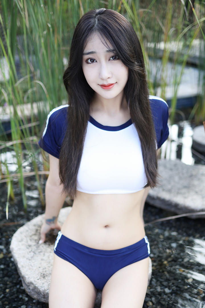 4K高清极品身材的美女图片林子欣