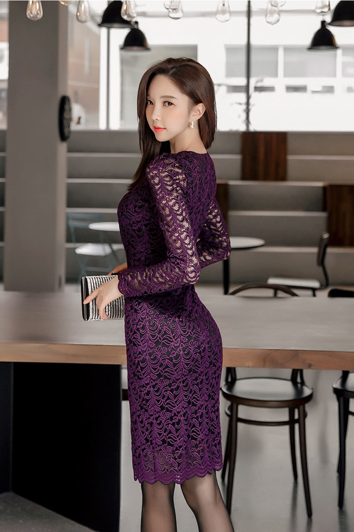 穿着紫色长裙的韩国优雅美女朴秀妍图片