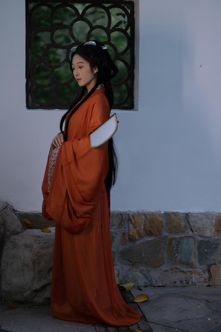 红色古装美女高清艺术写真大全