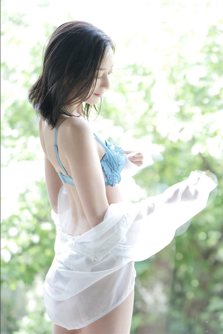 十大日本伦理电影精品美女艺术照片