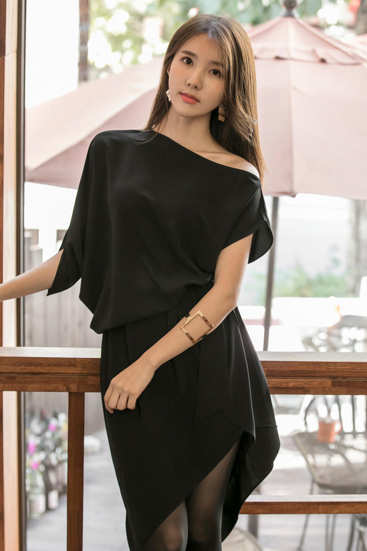 韩国高清极品气质女神金孝轩写真