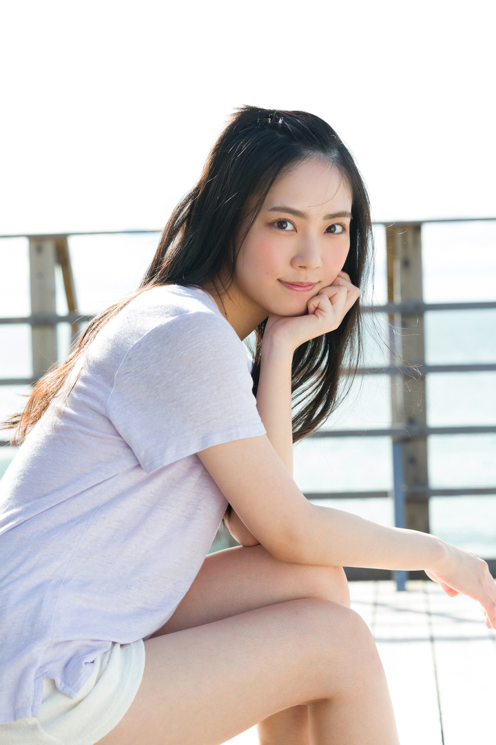 水蜜桃清纯日本嫩模女优无码套图免费下载