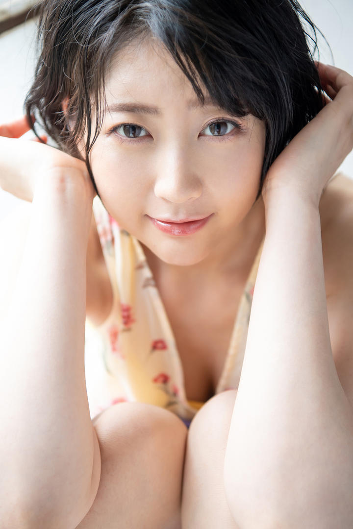 可爱清纯日本女优图片