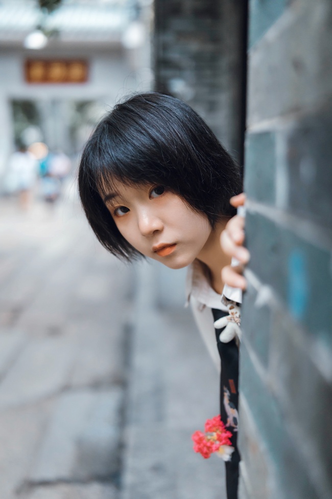 眼神清澈亚洲美女图片