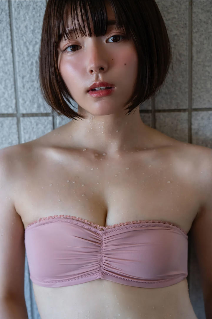 亚洲一区美女摄影图片