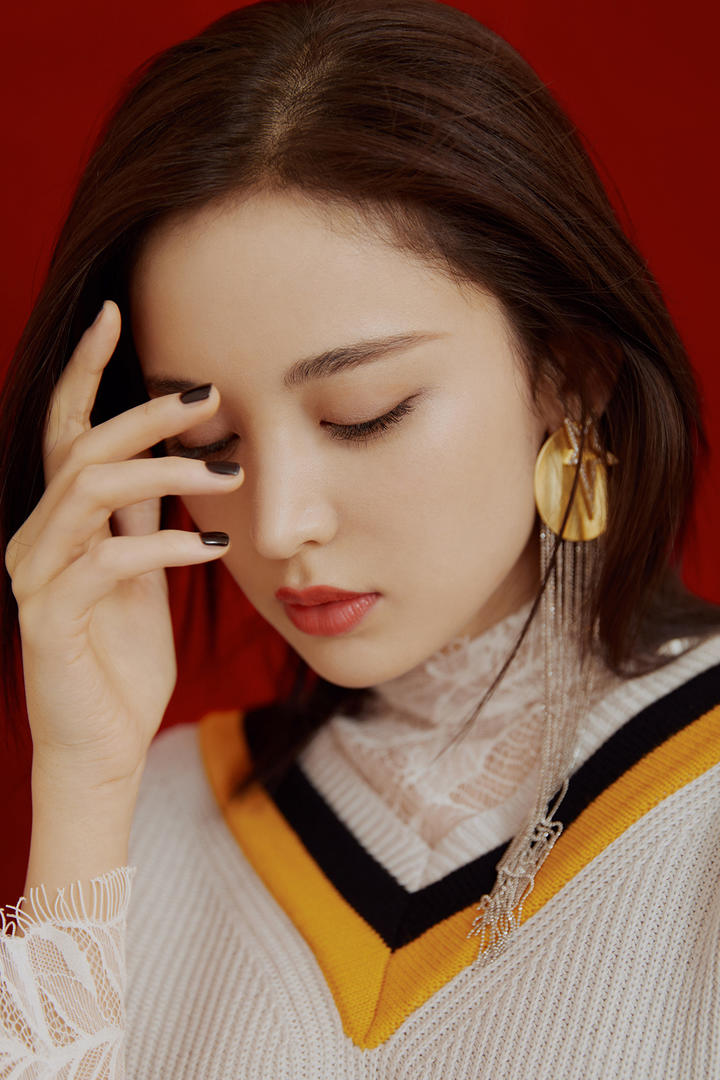 高清气质美女古力娜扎写真