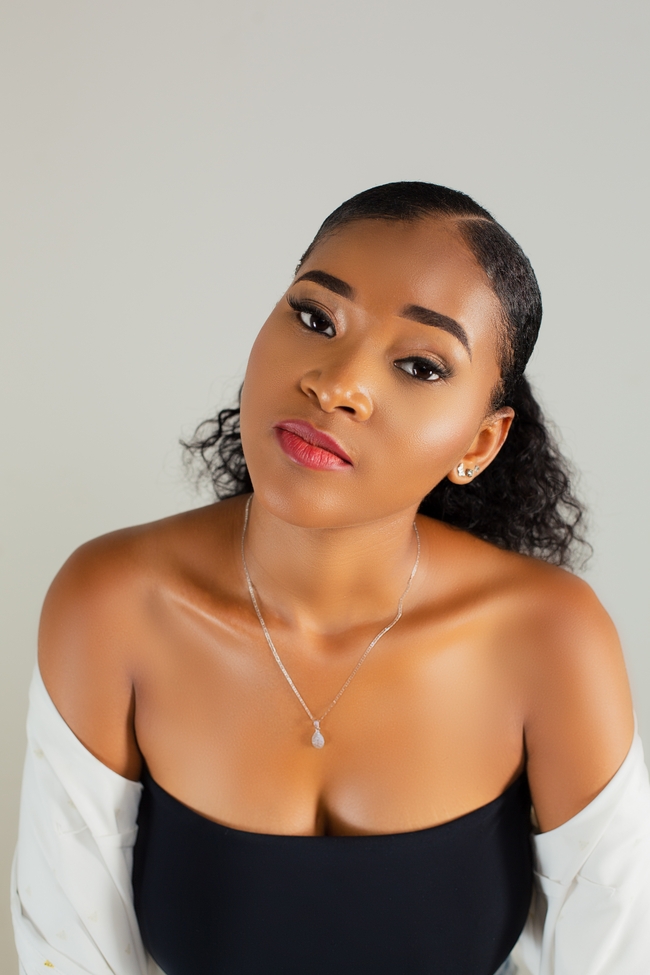 性感丰满黑人美女模特人像写真艺术图片