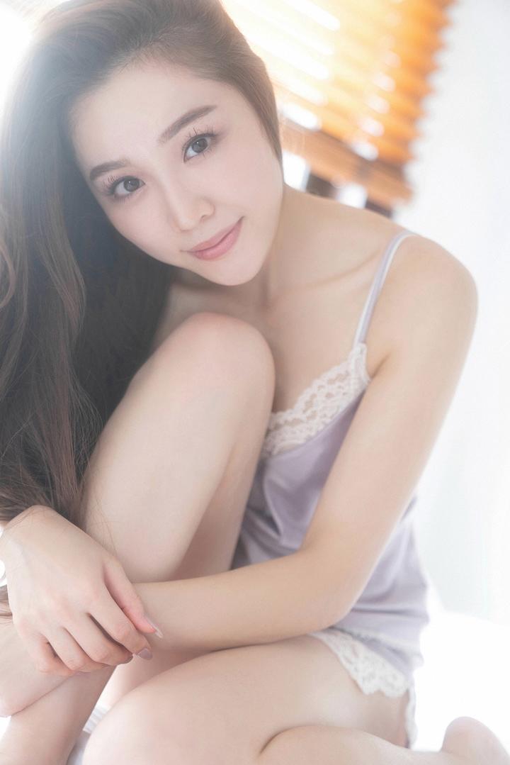 666亚洲日韩天然素人美女模特艺术照