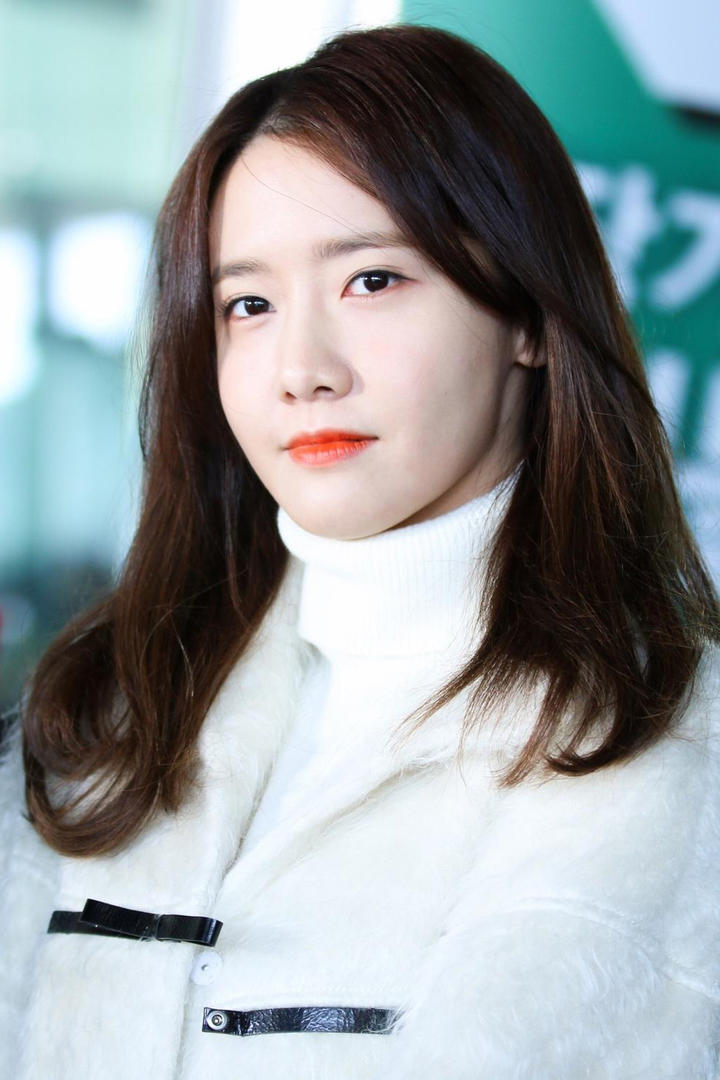 韩国最红明星美女林允儿生活照图片