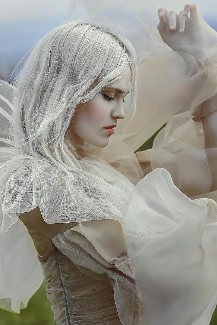 高清欧美气质美女艺术写真图片