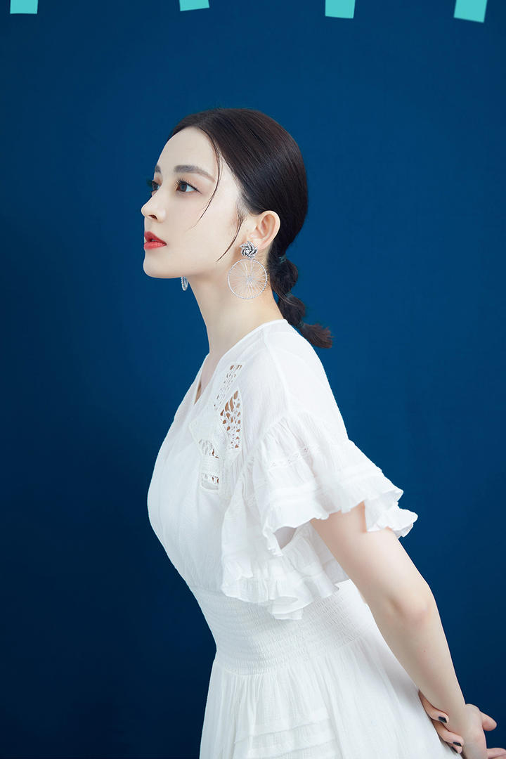 高清中国气质美女明星古力娜扎写真