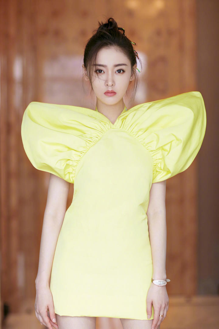 中国女明星张天爱艺术照图片