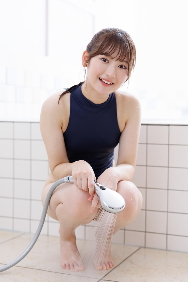 97精产国品一二三产区日本美女洗澡图片