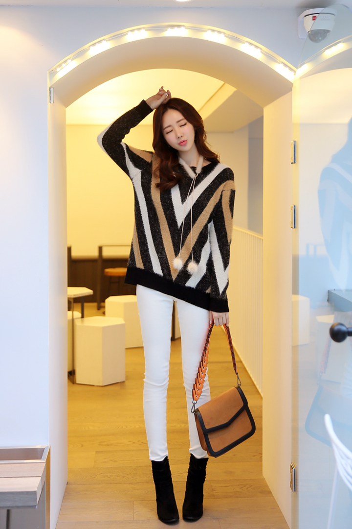 韩国时尚美女李妍静图片