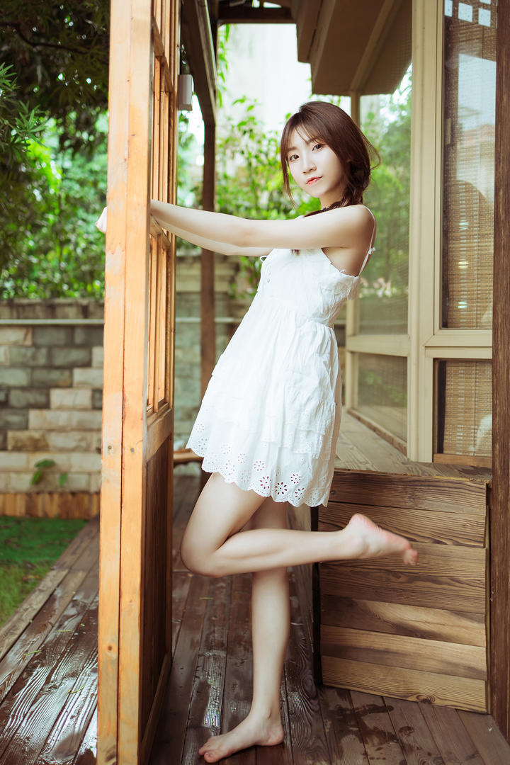 唯美清纯邻家女孩小乔写真图片