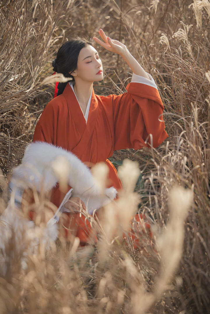 悠悠人体古风女生壁纸图片大全