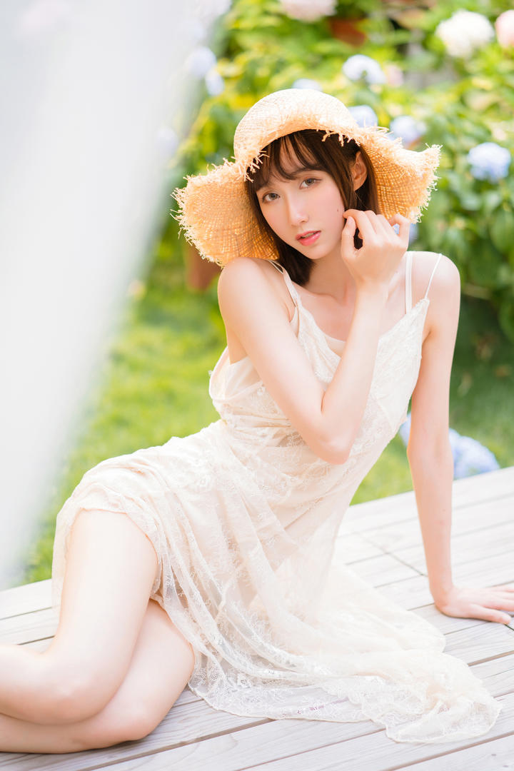 131清纯美女木绵绵诱惑私拍套图下载