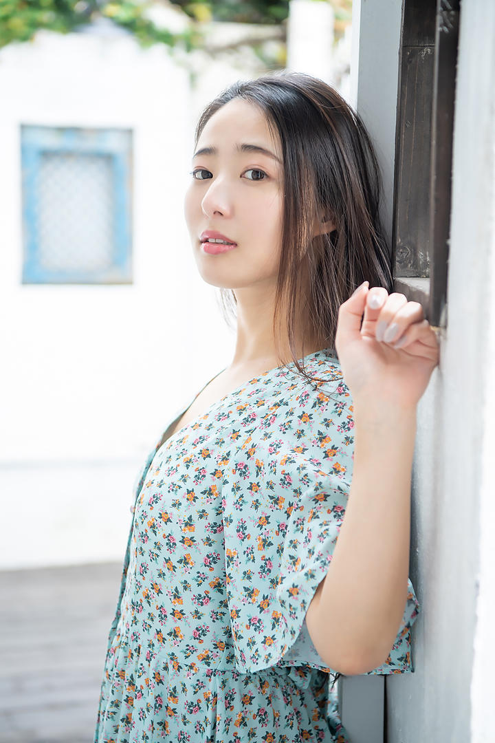 很有气质的性感女神护士美女日韩精品亚洲套图下载