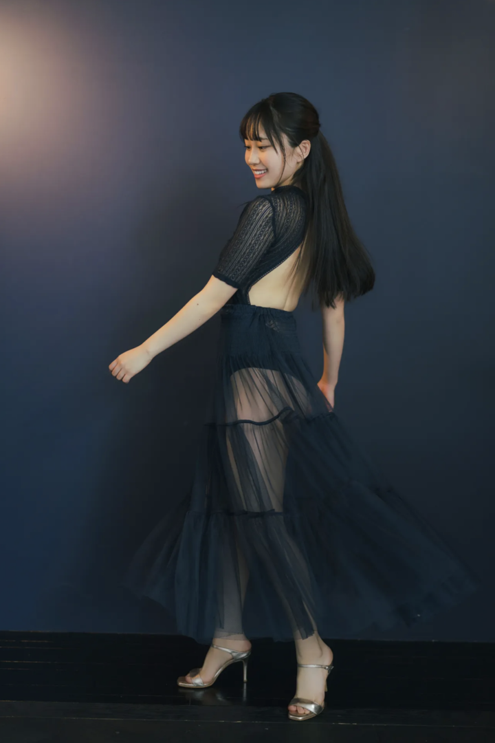 穿高跟鞋的日本美女女性人体艺术写真图片