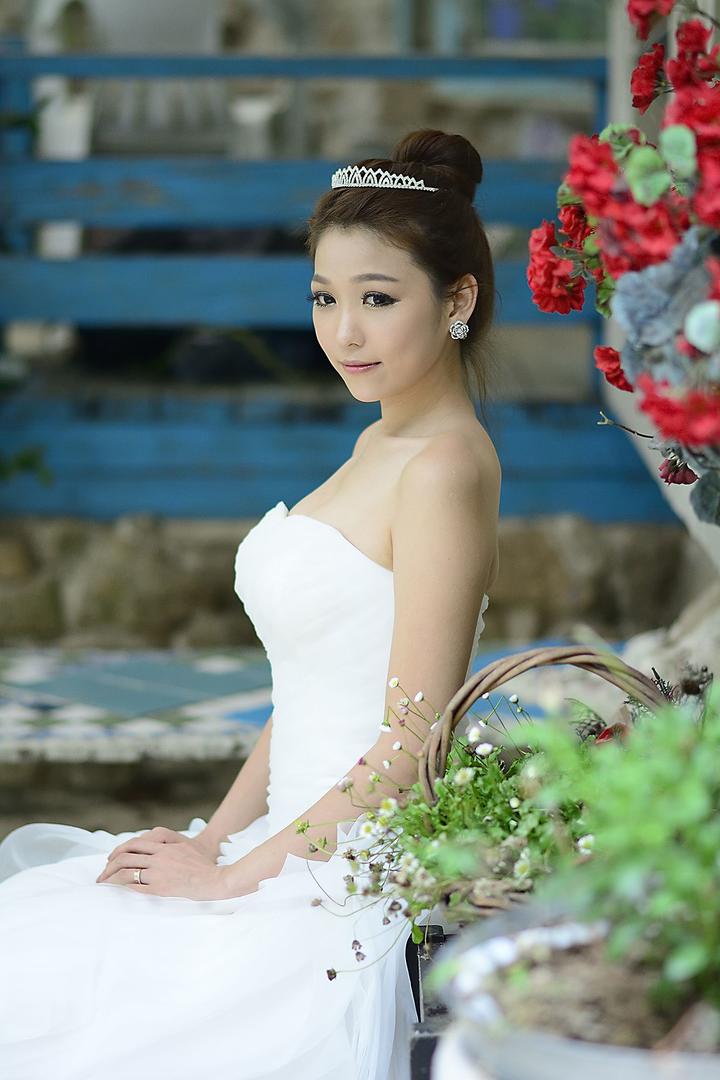 高清韩国极品美女李恩慧婚纱摄影图片