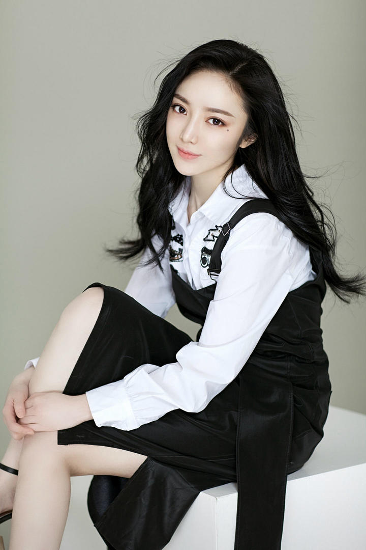 清纯美女女生图片